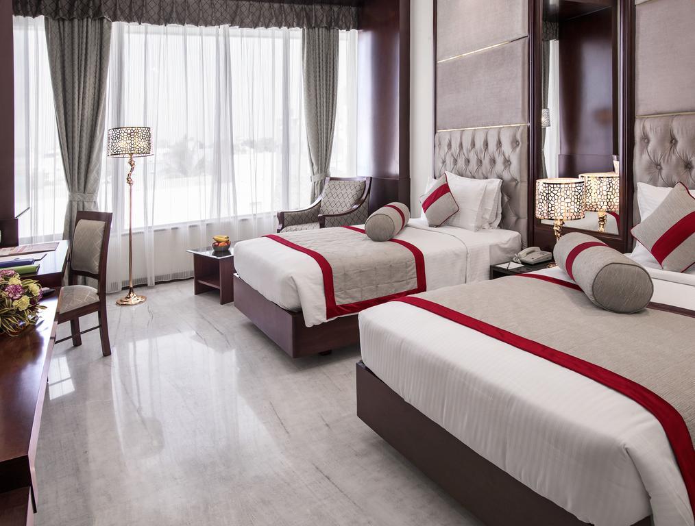 Hotel The Sunway Manor Pondicherry Exterior foto