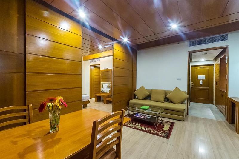 Hotel The Sunway Manor Pondicherry Exterior foto